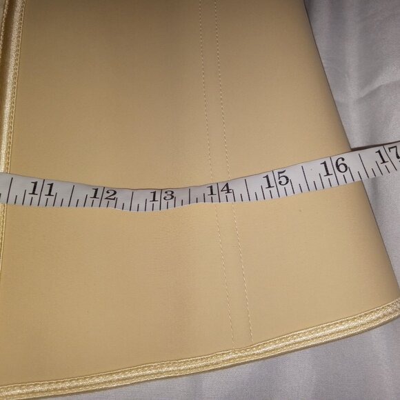 Beige Hourglass Angel Latex Waist Trainer โ 3 Hook Shapewear for Instant Curves - Picture 8 of 12